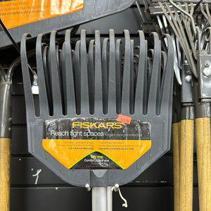 Fiskars Poly Shrub Rake